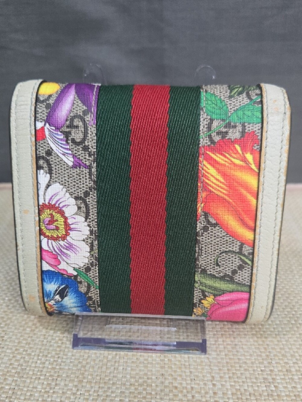 Gucci Floral Canvas Mini Wallet with Green-Red Web and White Trim - Picture 2 of 15